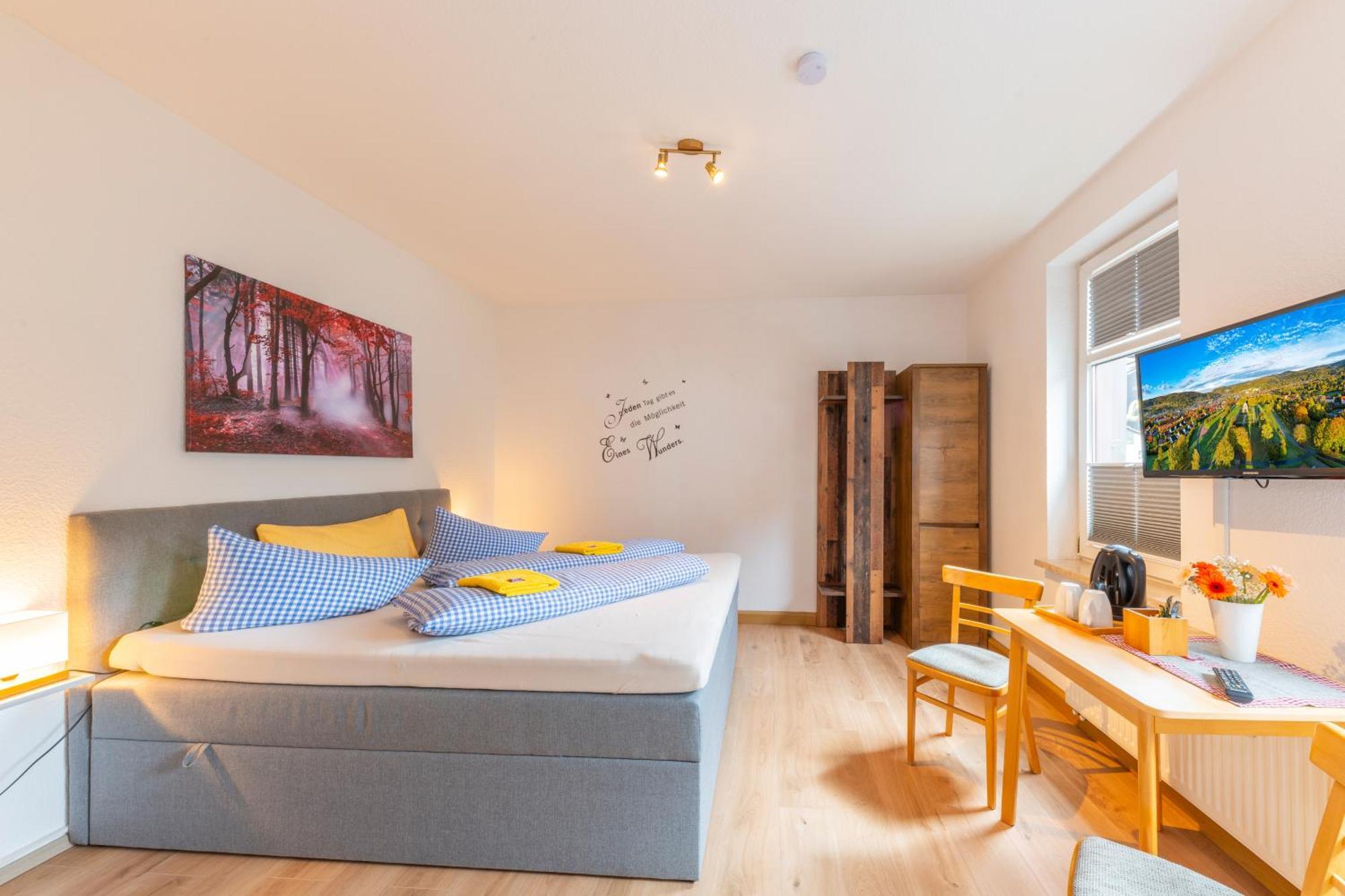 Pension Zum Schotten Zella-Mehlis Esterno foto
