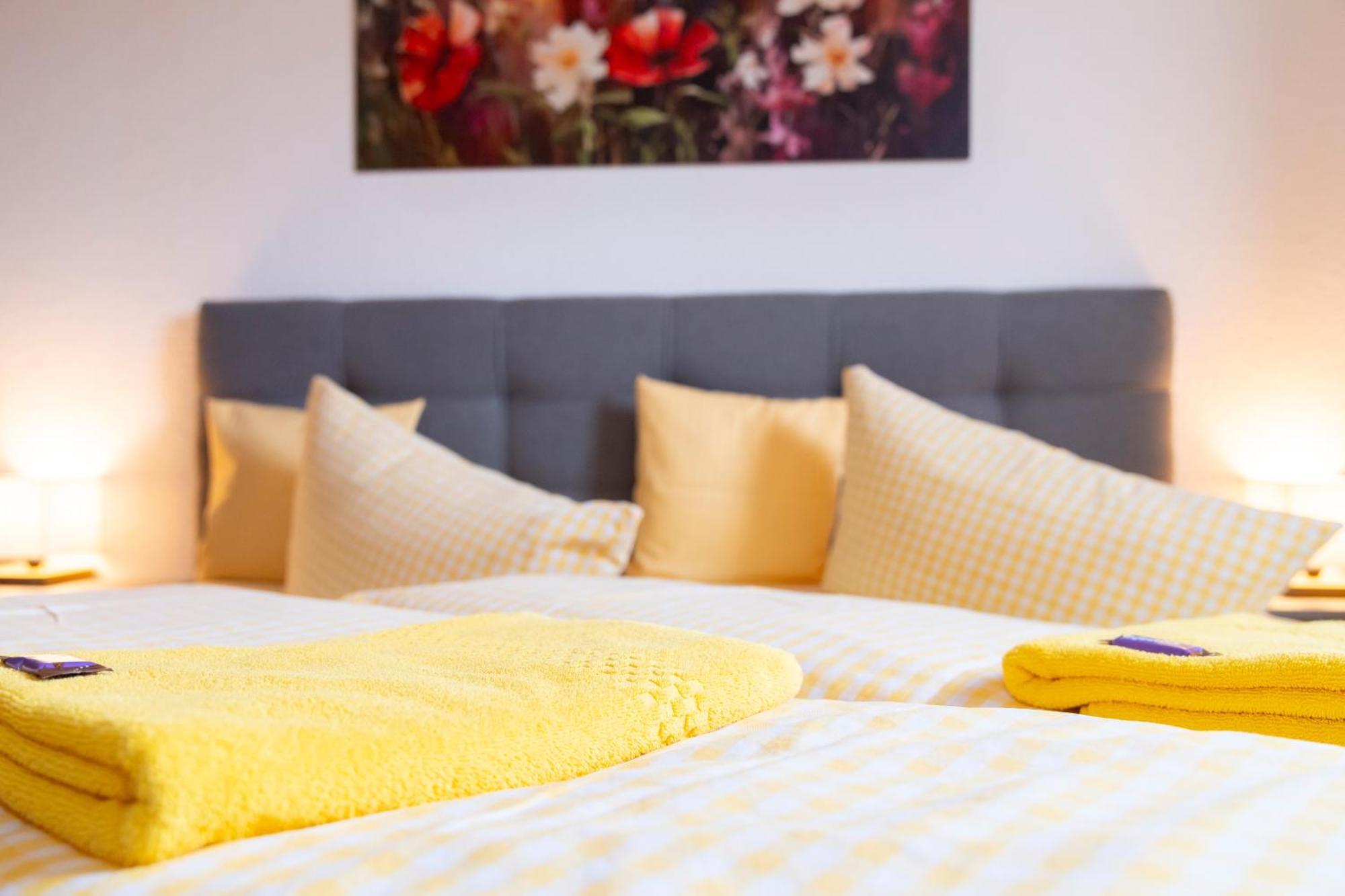 Pension Zum Schotten Zella-Mehlis Esterno foto